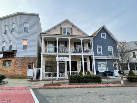 66 Main St, Stanhope, NJ 07874