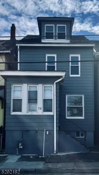 70 Bennett St, Phillipsburg, NJ 08865