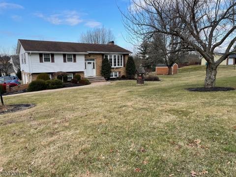 111 Amwell Rd, Flemington, NJ 08822