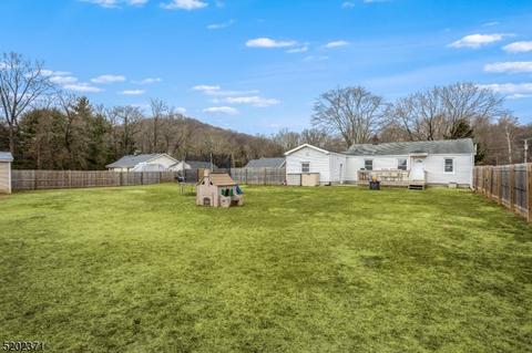 104 Hamilton Dr, Hackettstown, NJ 07840 photo 23