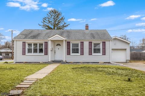 104 Hamilton Dr, Hackettstown, NJ 07840 photo 1