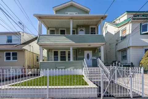 195 Vermont Ave, Irvington, NJ 07111