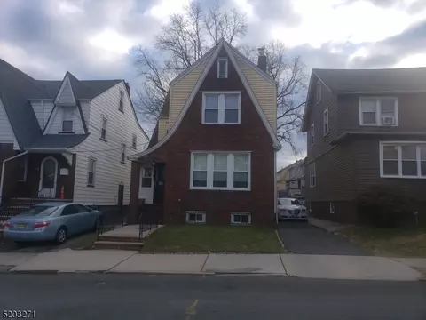46 Ivy St, Newark, NJ 07106