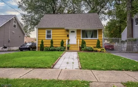 747 Harrison Ave, Roselle, NJ 07203