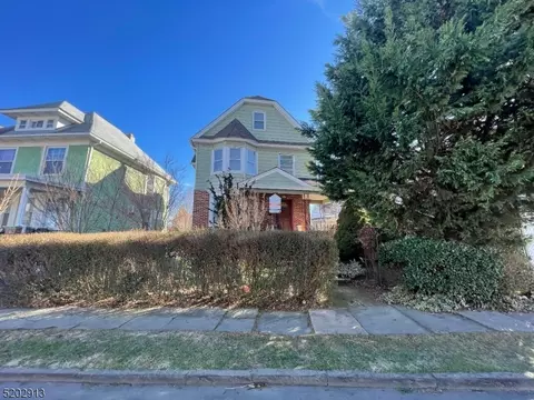 244 Vine St, Elizabeth, NJ 07202