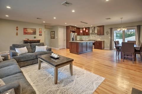 20 Claredon Ter, Dover, NJ 07801 photo 7