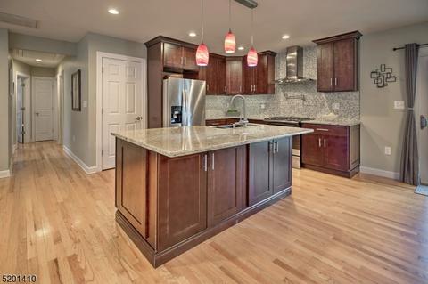 20 Claredon Ter, Dover, NJ 07801 photo 8