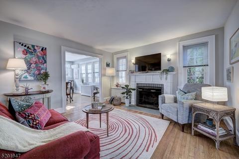 20 Sunset Dr, Millburn, NJ 07041 photo 4