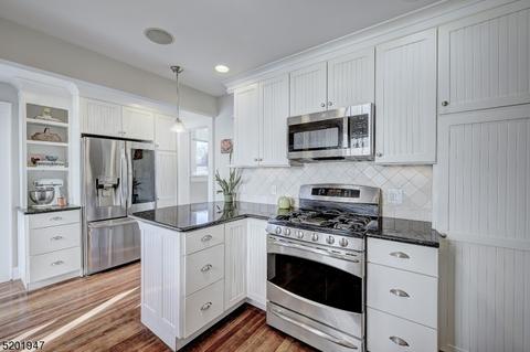 20 Sunset Dr, Millburn, NJ 07041 photo 11