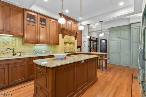 272 Springfield Ave, Summit, NJ 07901 photo 16