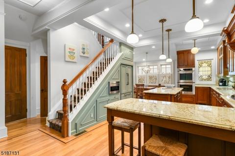 272 Springfield Ave, Summit, NJ 07901 photo 14