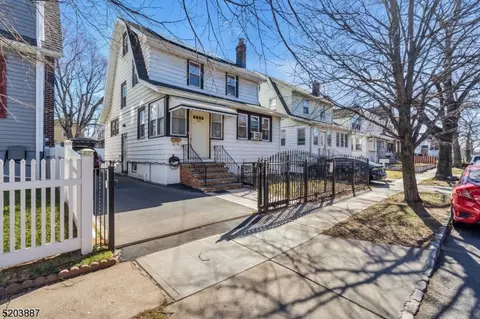 166 N 17th St, Bloomfield, NJ 07003