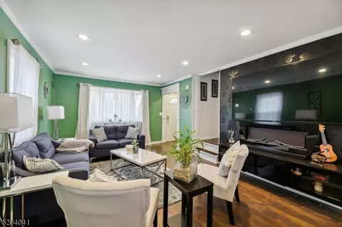 1010 Lincoln St, Linden, NJ 07036