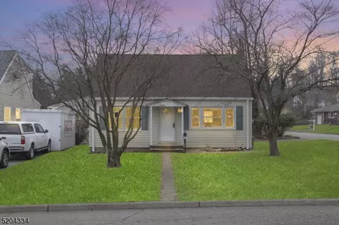 15 Windbeam Rd, Riverdale, NJ 07457