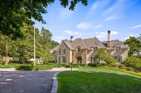 3 Potter Ln, Lebanon, NJ 08833