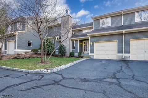 44 Inverrary Pl, Annandale, NJ 08801