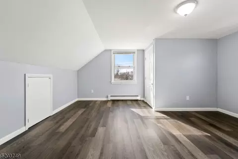 614 Boesel Ave, Manville, NJ 08835