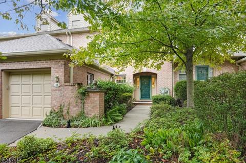 18 Pippins Way, Morristown, NJ 07960