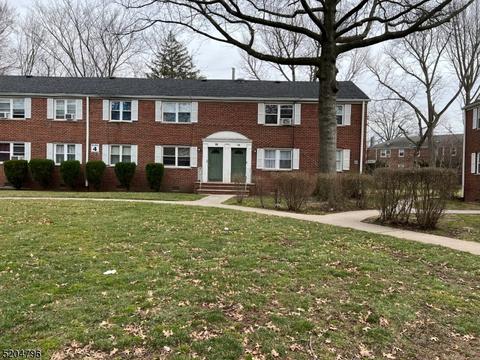 14 Carolyn Ter # A, Roselle, NJ 07203