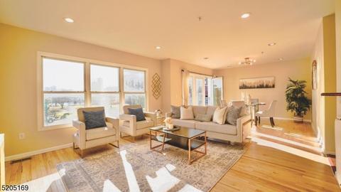 128 The Promenade, Edgewater, NJ 07020