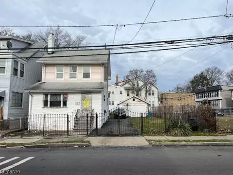 179 W End Ave, Newark, NJ 07106