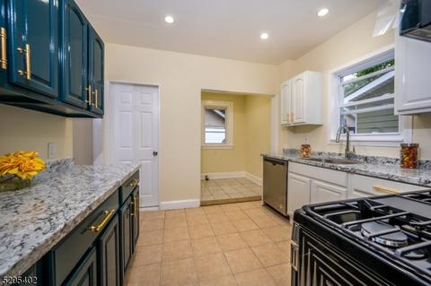 1530 Compton Ter, Hillside, NJ 07205 photo 1