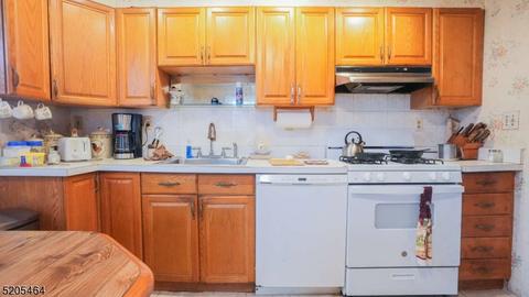 64 Monroe Ave, Dover, NJ 07801 photo 10