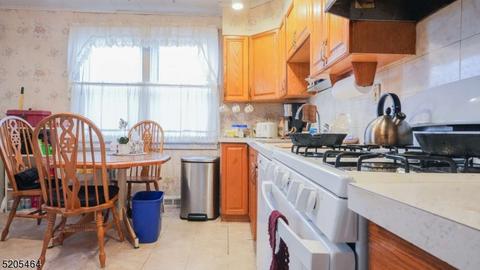 64 Monroe Ave, Dover, NJ 07801 photo 9