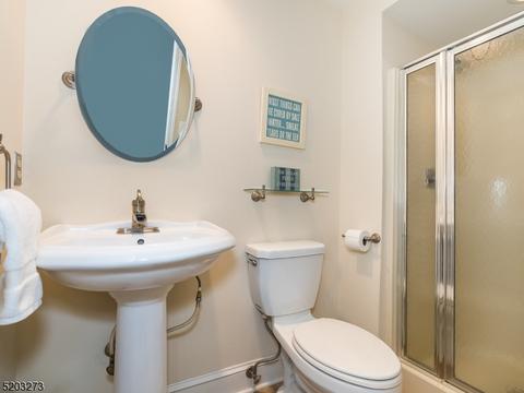 84 Aspen Dr, Bernards, NJ 07920 photo 22