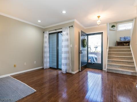 84 Aspen Dr, Bernards, NJ 07920 photo 4