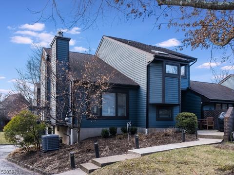 84 Aspen Dr, Bernards, NJ 07920 photo 1