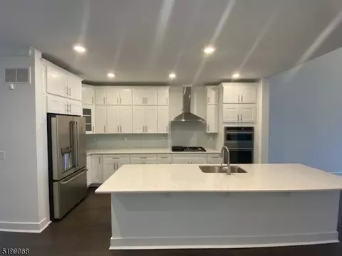 16 Kelsch, Morris Plains Boro, NJ 07950