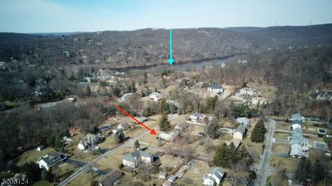 7 Phillips Manor Rd, Montville Twp., NJ 07082