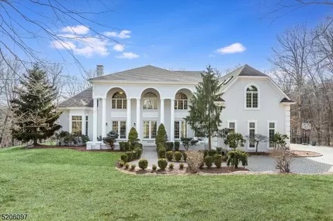 6 Bayer Ln, Boonton Twp., NJ 07005