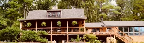 211 Dutchtown Zion Rd, Belle Mead, NJ 08502