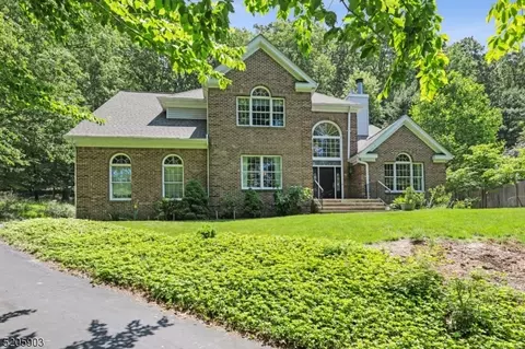 30 Mountainside Dr, Morristown, NJ 07960