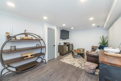 23 Mountain Rd, Wayne, NJ 07470 photo 24
