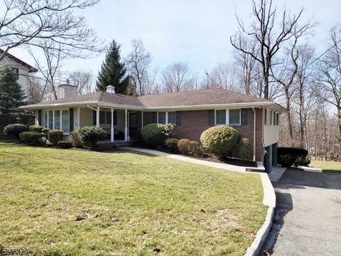 23 Mountain Rd, Wayne, NJ 07470 photo 1