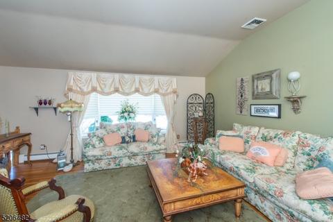 130 Andover Dr, Wayne, NJ 07470 photo 9