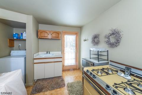 130 Andover Dr, Wayne, NJ 07470 photo 21