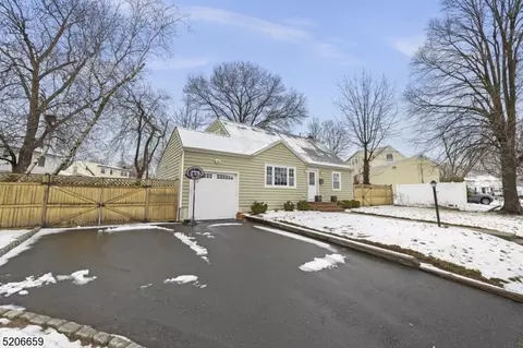 412 Academy Ter, Linden, NJ 07036