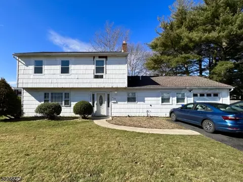 206 Ravine Dr, Matawan, NJ 07747