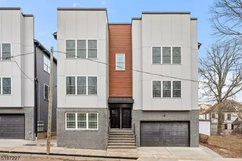 9-11 Marie Pl, Newark, NJ 07112