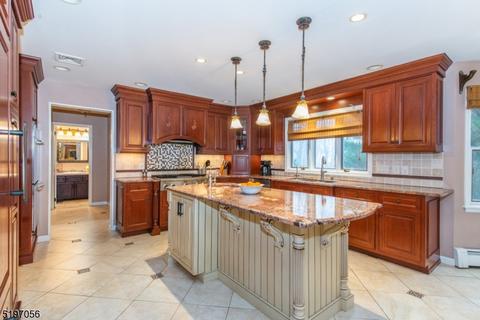 9 Memory Ln, Randolph, NJ 07869 photo 6