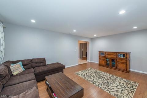 9 Memory Ln, Randolph, NJ 07869 photo 5