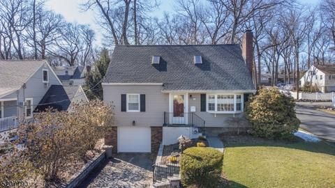 153 Chestnut Dr, Wayne, NJ 07470 photo 2