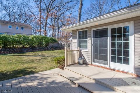 153 Chestnut Dr, Wayne, NJ 07470 photo 3