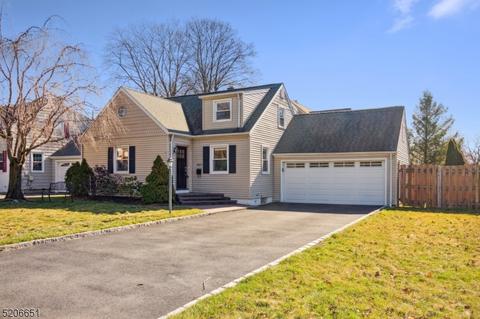 1824 Mountain Ave, Scotch Plains, NJ 07076
