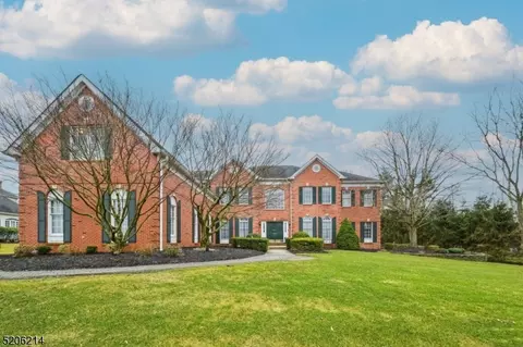 99 Grayson Dr, Montgomery, NJ 08502
