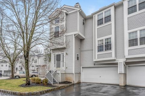 2001 Vermont Ter, Whippany, NJ 07981
